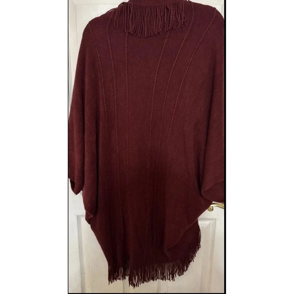 Layers‎ by Lizden Marvelush Shrug with Cable Detail NWOT Wine QVC One size Missy